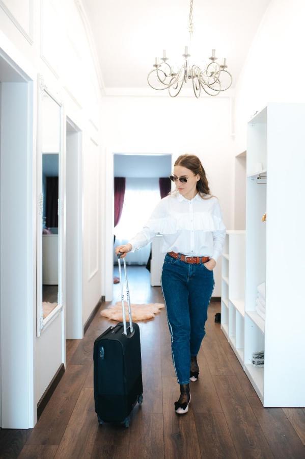 Penthouse Evianne Faleza Galaţi Екстериор снимка